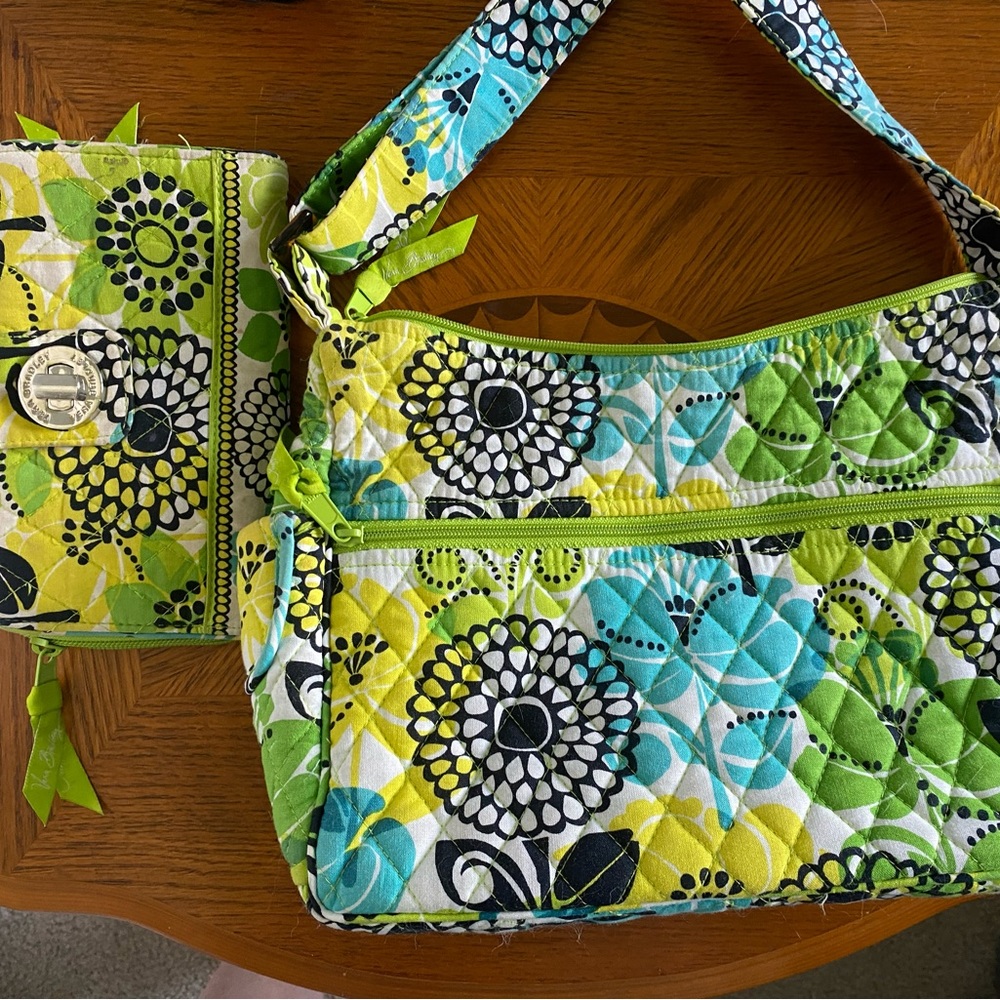 Vera Bradley Limes Up bag with free wallet